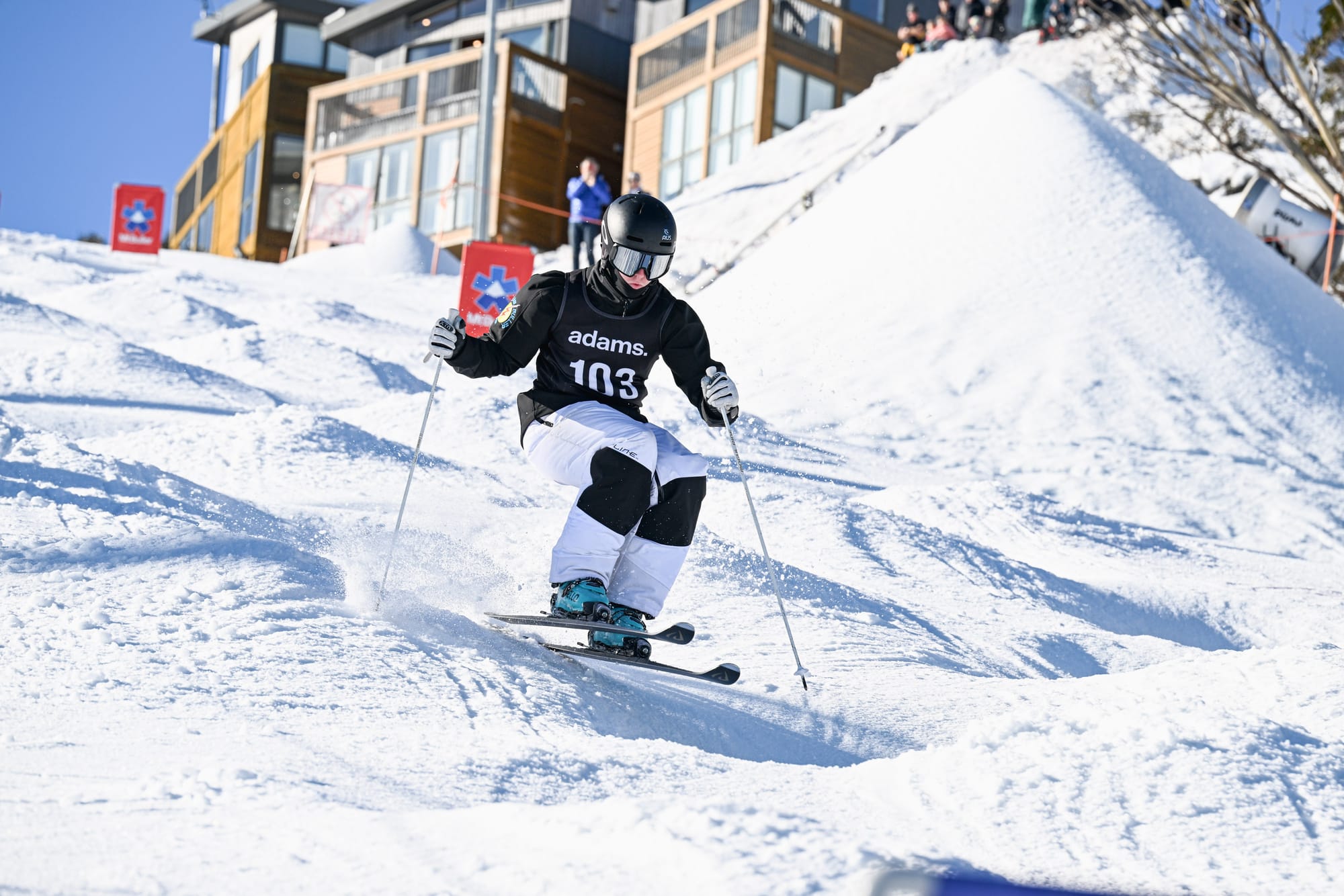 Tom Luscombe taking out the Junior Men's event.