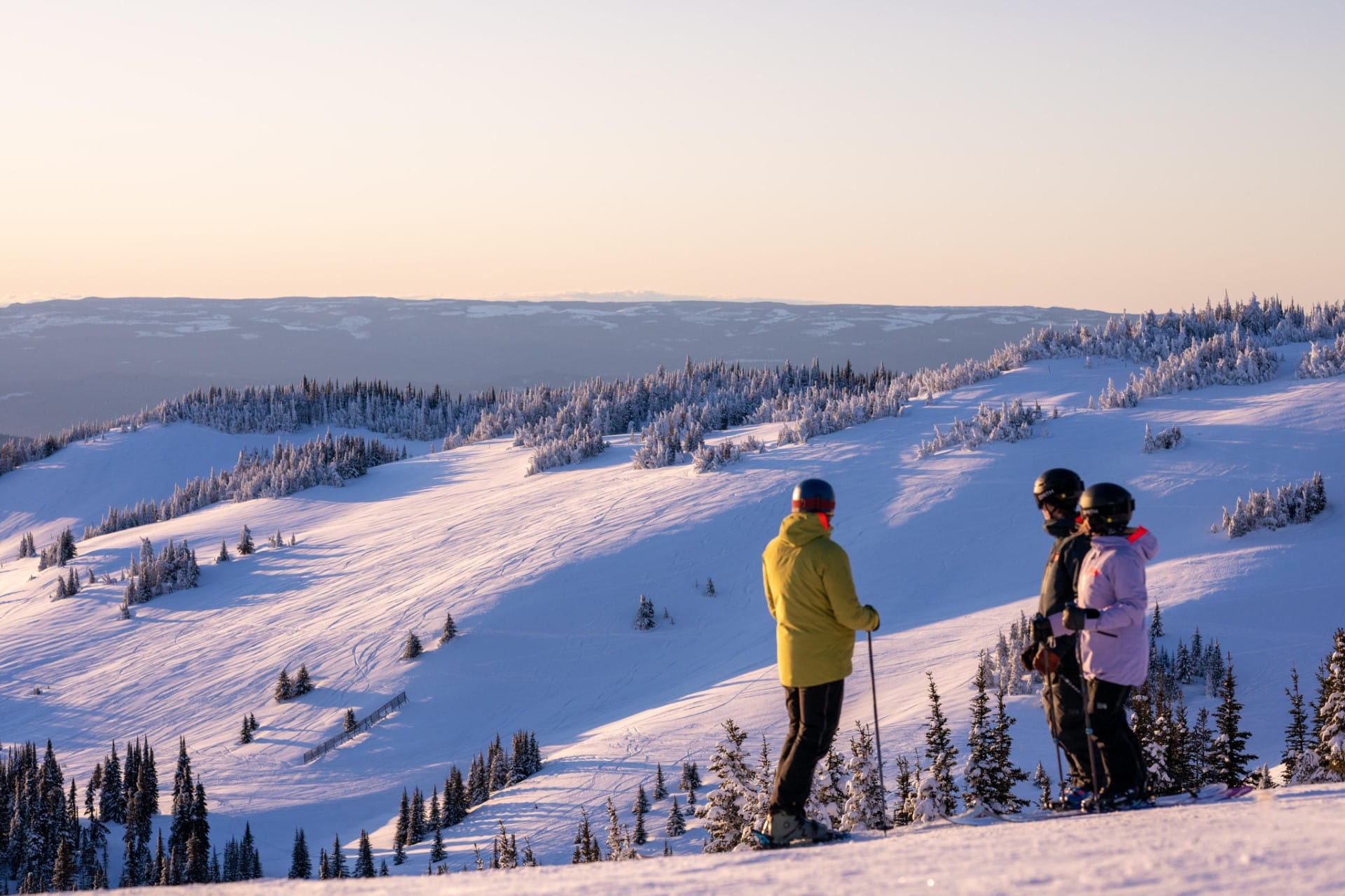 STUNNING: Skiers can enjoy breathtaking scenery that surrounds the runs. PHOTO: Supplied 