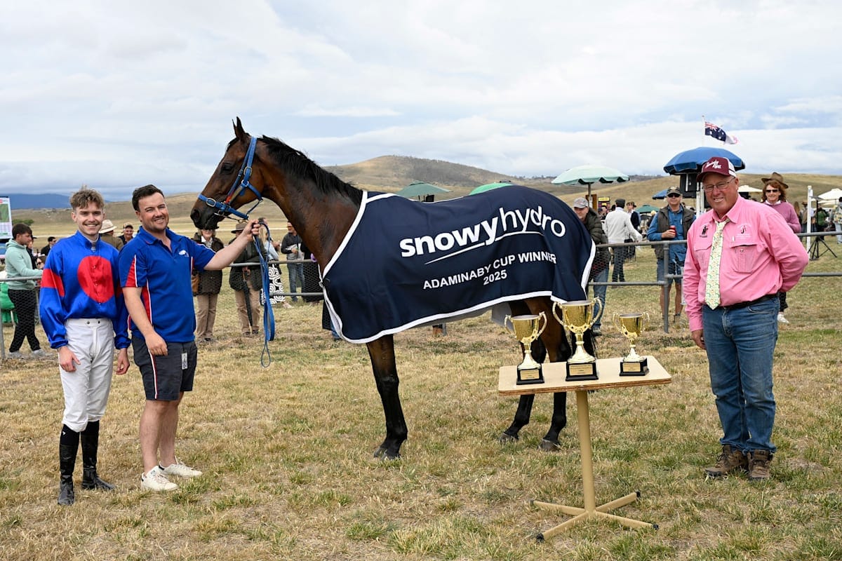 Adaminaby Races Family Affair