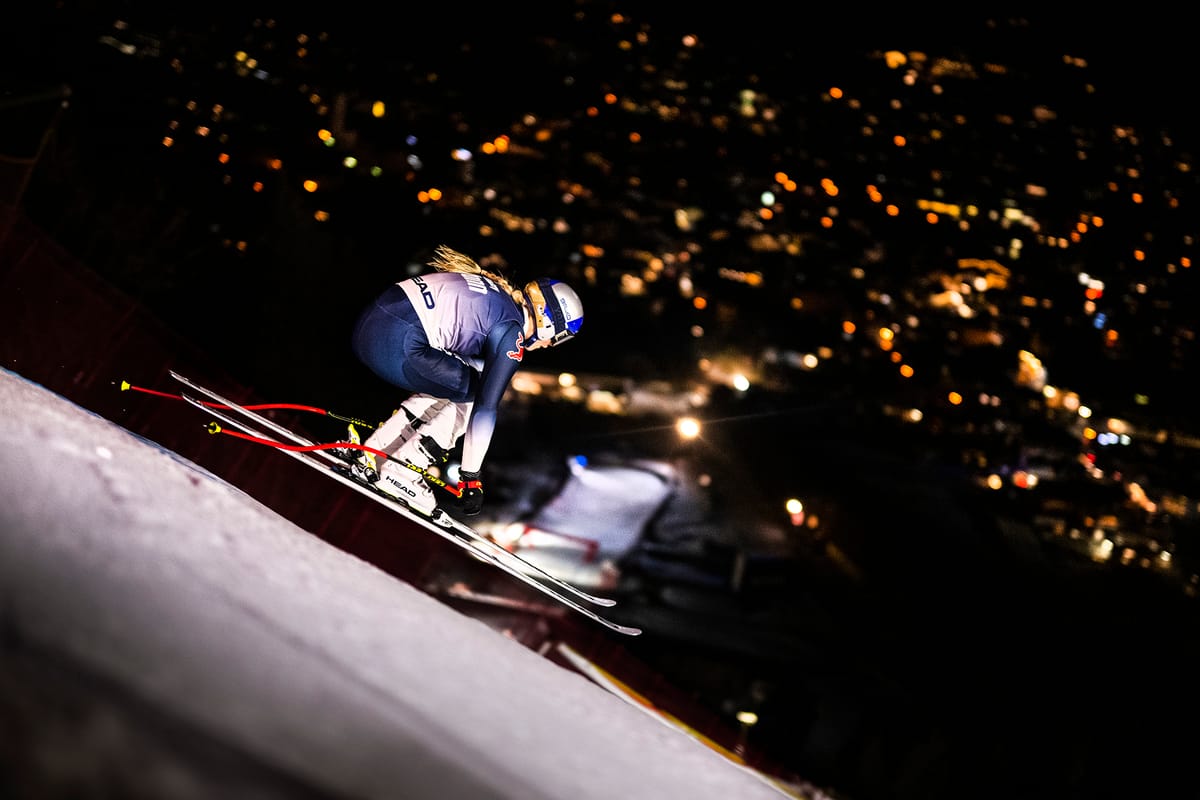Lindsey Vonn skis the Streif at night Post feature image