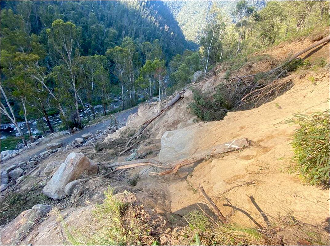 Elliott Way landslip works progressing which may facilitate public opening prior to winter 2023 Post feature image