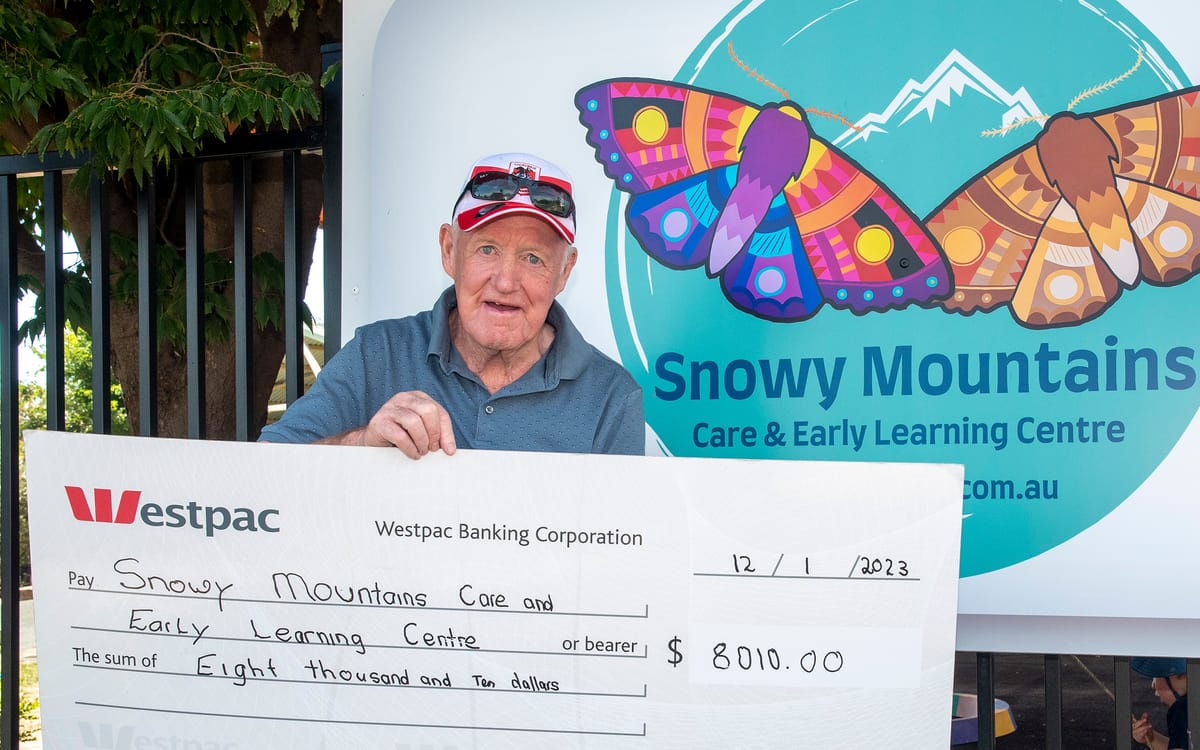 Christmas Lights Bring Additional Cheer Post feature image