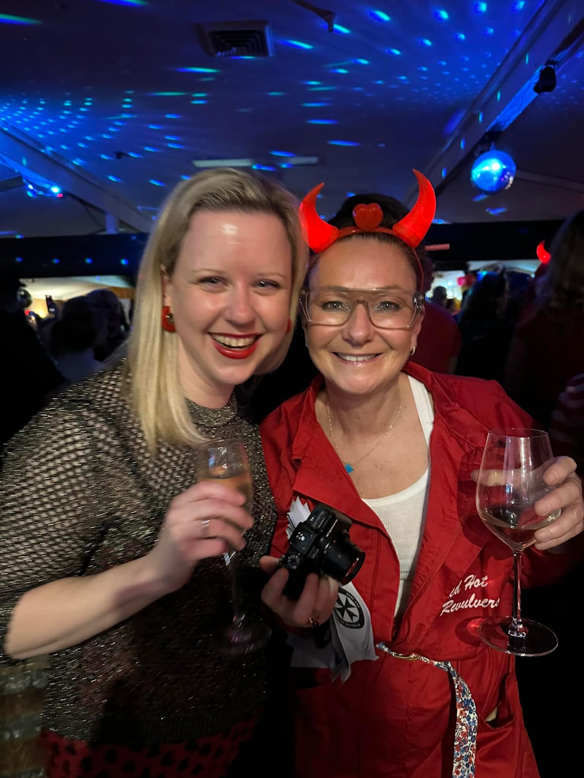 Red Party Fundraiser for Ski Patrol Volunteers Exceeds Expectations Post feature image