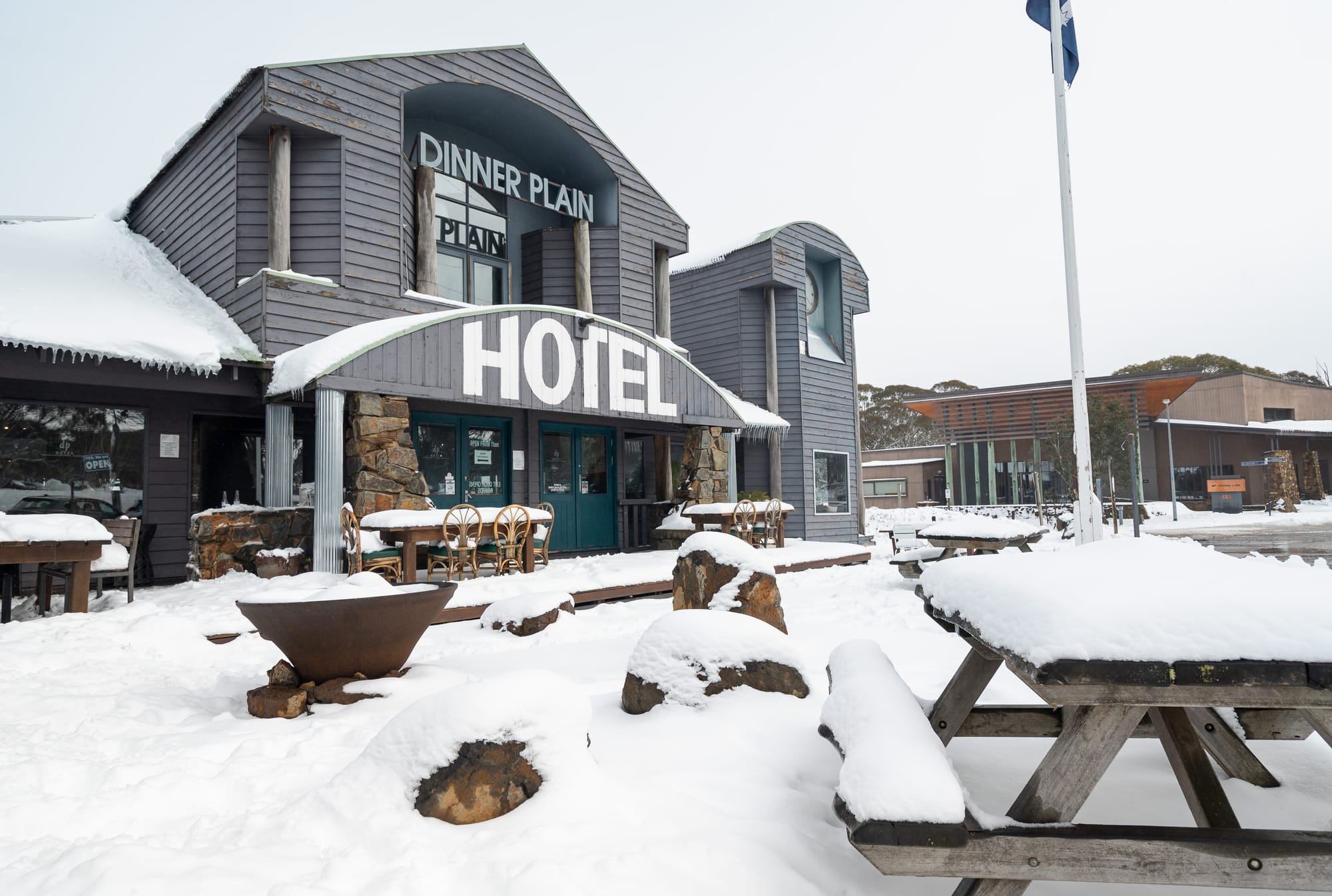 Dinner Plain Alpine Village - make it a night out Post image